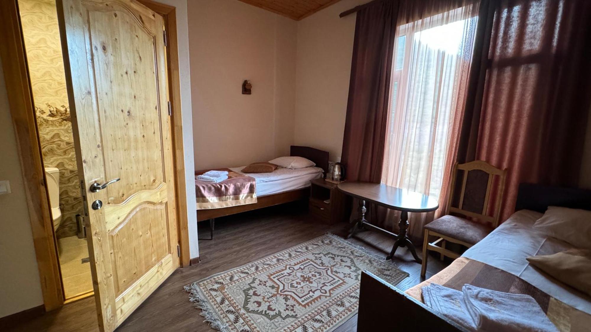 Kirch Hotel & Restaurant Goris Exteriör bild